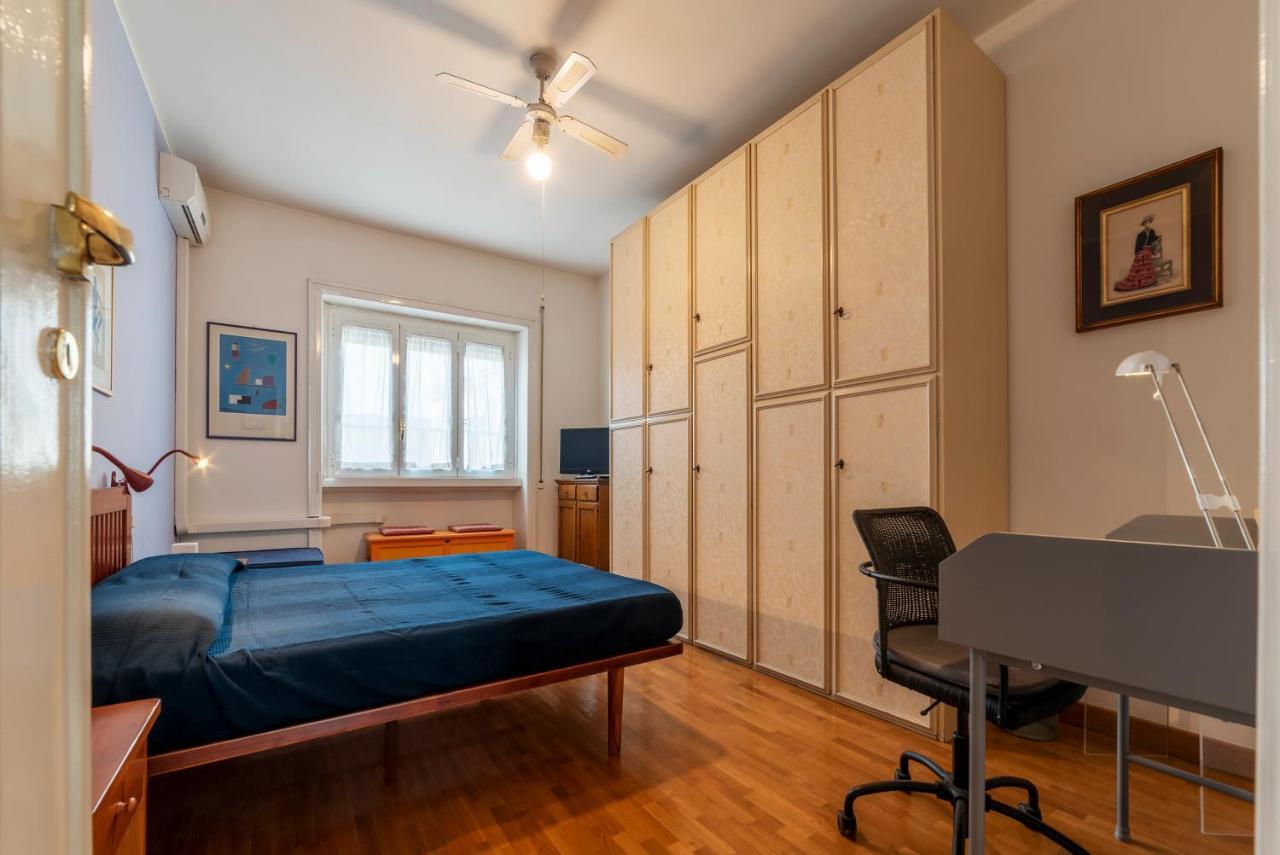 Roomy And Bright Apartment With Terrace Roma Eksteriør bilde