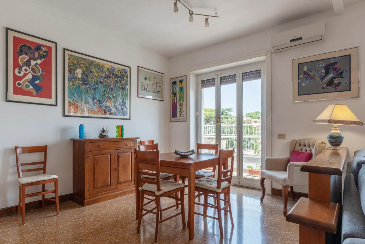 Roomy And Bright Apartment With Terrace Roma Eksteriør bilde