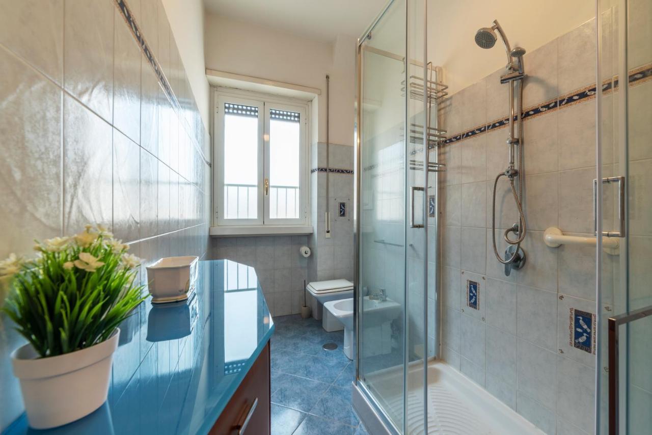 Roomy And Bright Apartment With Terrace Roma Eksteriør bilde