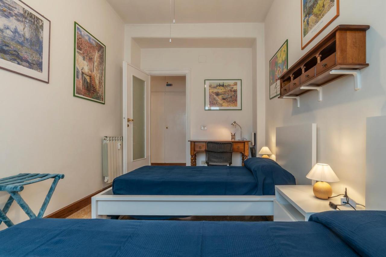 Roomy And Bright Apartment With Terrace Roma Eksteriør bilde
