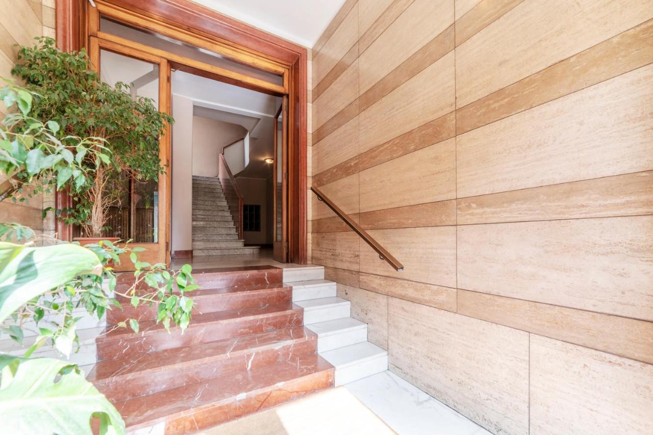 Roomy And Bright Apartment With Terrace Roma Eksteriør bilde